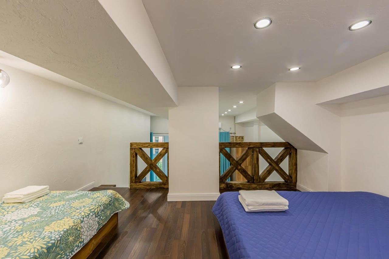 Kyiv Saksahanskoho Apart Hotel Luaran gambar
