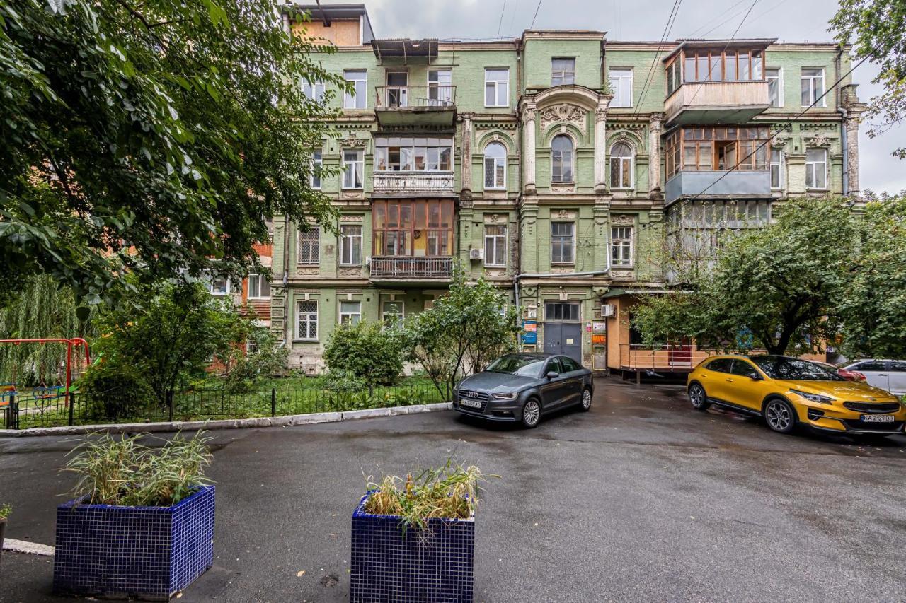 Kyiv Saksahanskoho Apart Hotel Luaran gambar
