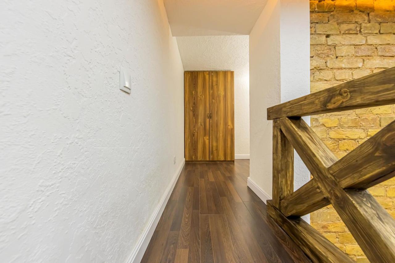 Kyiv Saksahanskoho Apart Hotel Luaran gambar